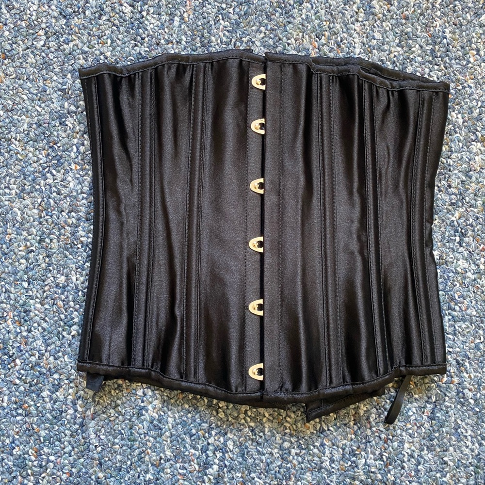 24-26in waist vintage lace-up corset bedroom stories brand